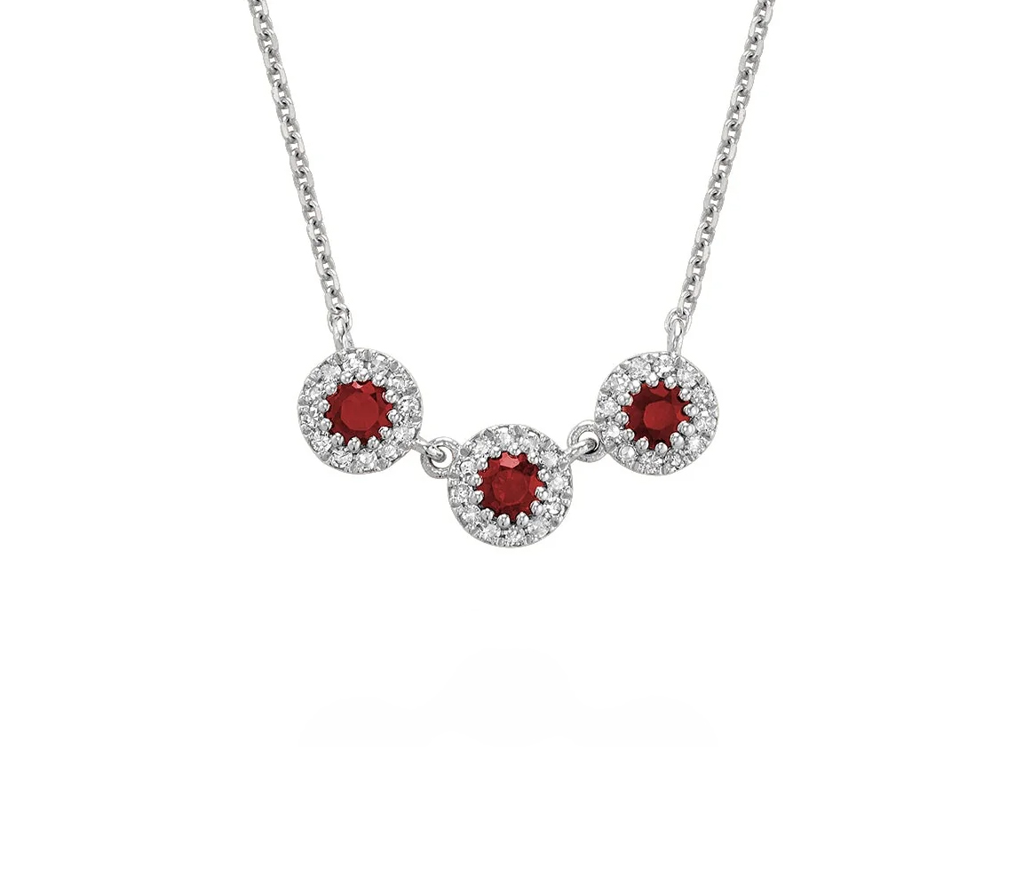 COLLIER EN OR BLANC SERTI DE SAPHIRS, RUBIS OU ÉMERAUDES ET DE DIAMANTS - BR 08043MCRU - R.N.B.