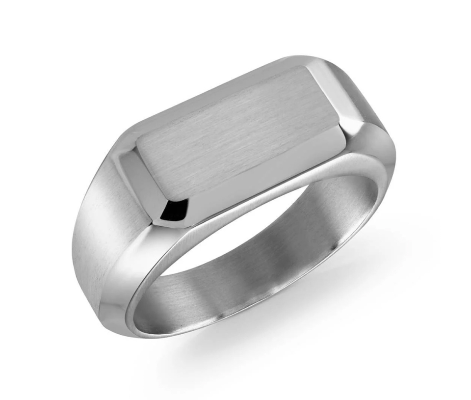 BAGUE CHEVALIÈRE EN ACIER