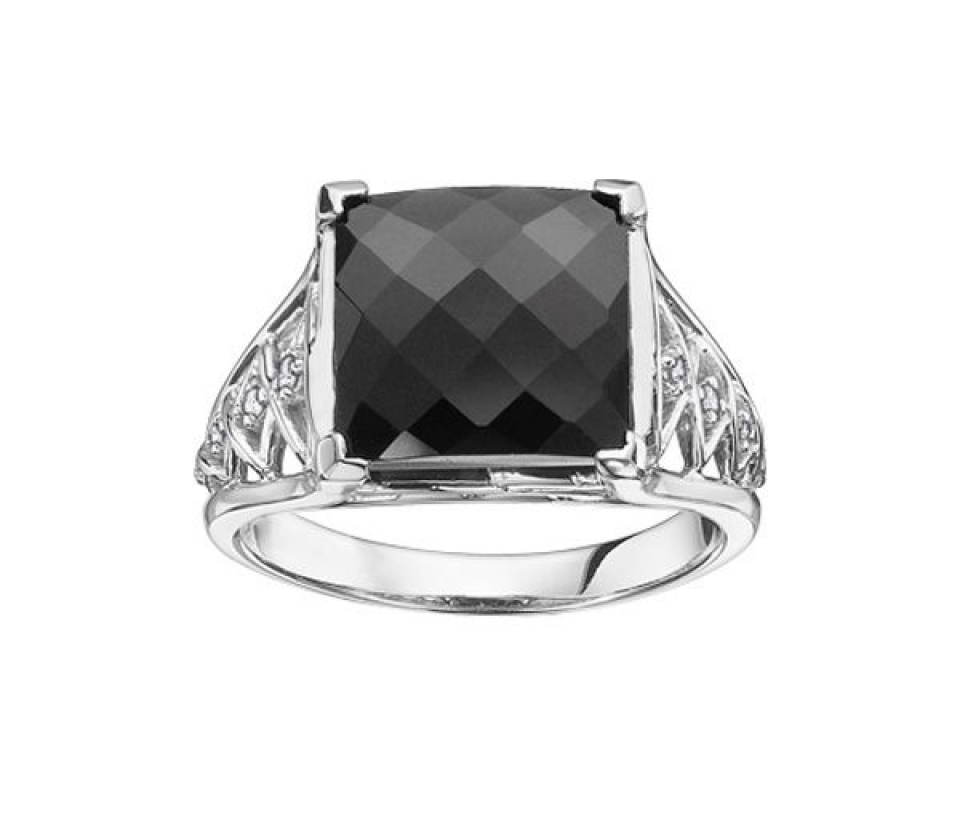 BAGUE EN OR BLANC SERTIE D'UN ONYX ET DE DIAMANTS - CR DD2278 - BIJOUX CANADIEN