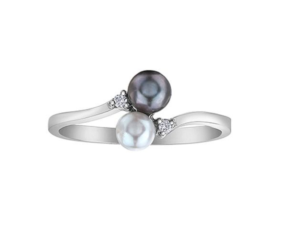 BAGUE EN OR BLANC SERTIE DE 2 PERLES DE CULTURES ET DE DIAMANTS - CR DD77676 - BIJOUX CANADIEN